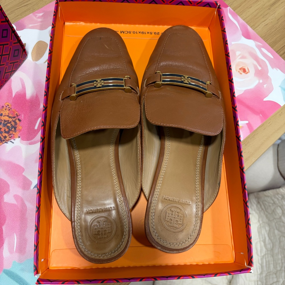 Tory Burch Tan Leather Slip-On Mules with Gold Accent - size 8.5